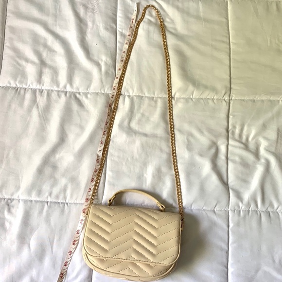 Forever 21 Crossbody - Picture 2 of 9